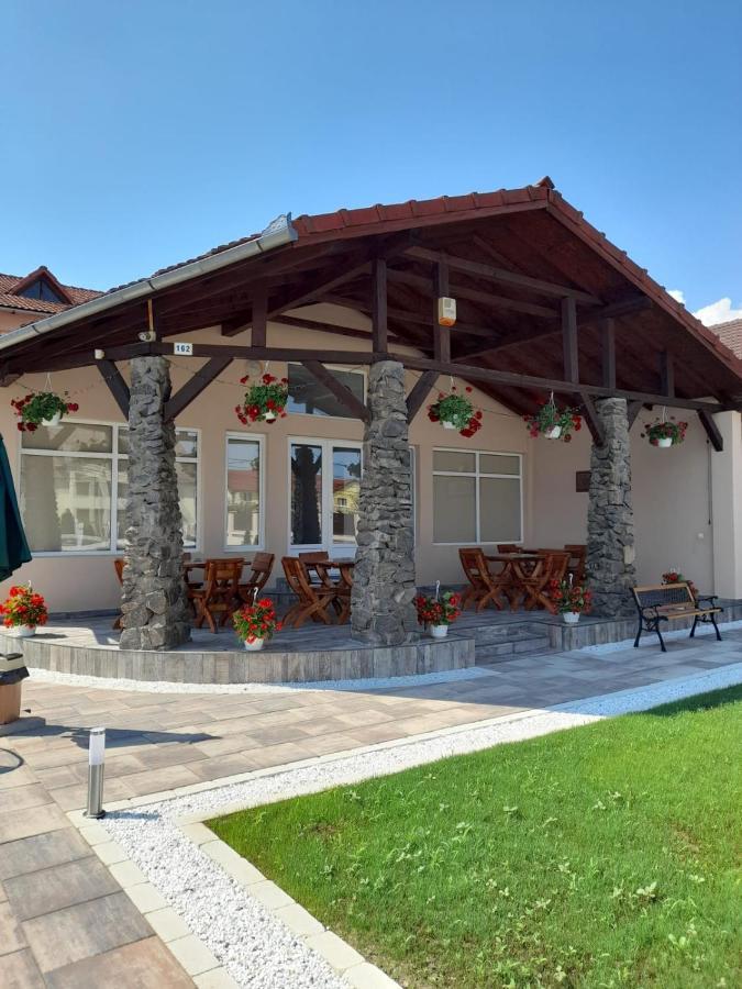 Vila Ge Себеш Екстер'єр фото